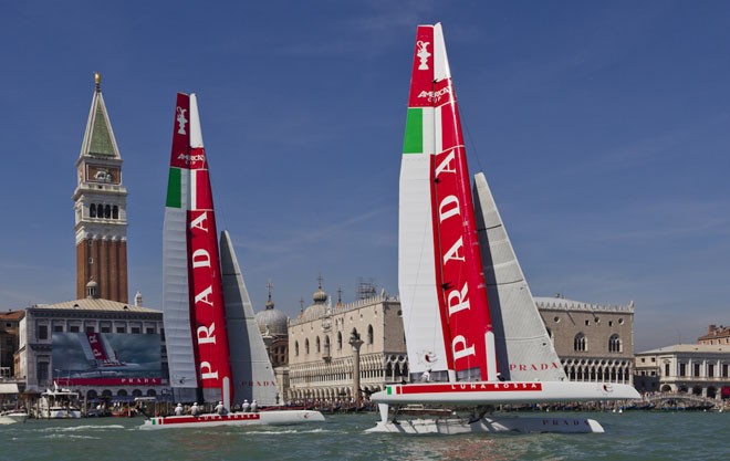 Luna Rossa AC45 Venezia<br />
Luna Rossa training in San Marco square © Carlo Borlenghi http://www.carloborlenghi.com