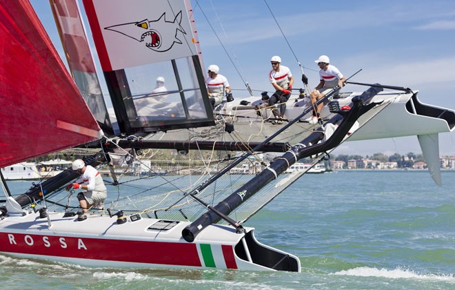 Luna Rossa AC45 Venezia<br />
Luna Rossa training in San Marco square © Carlo Borlenghi http://www.carloborlenghi.com