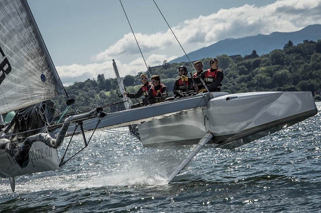 l’Hydroptère.ch &copy;  Loris von Siebenthal/HYDROS
