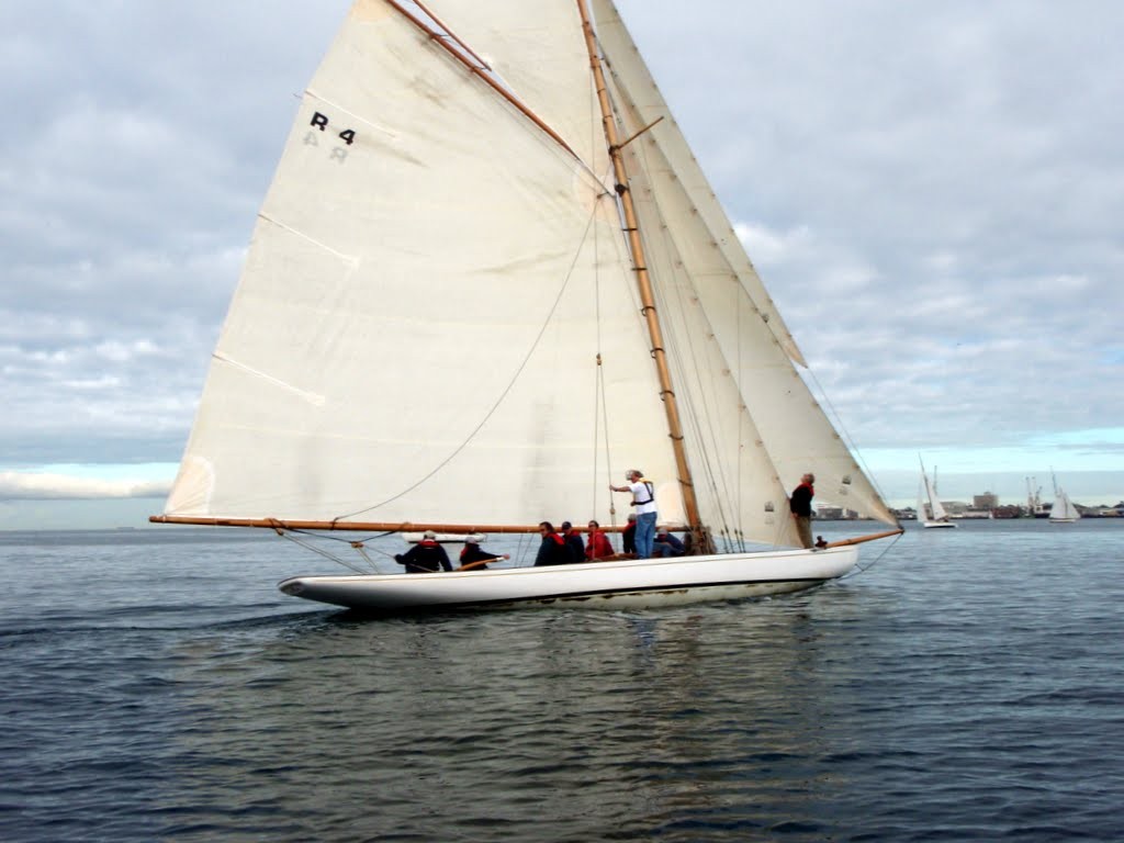 Acrospire III blitzing the fleet after the 1st beat - Classic Yacht Association 2012 Winter Series Race 2 May 20 photo copyright Scott McDonald taken at  and featuring the  class