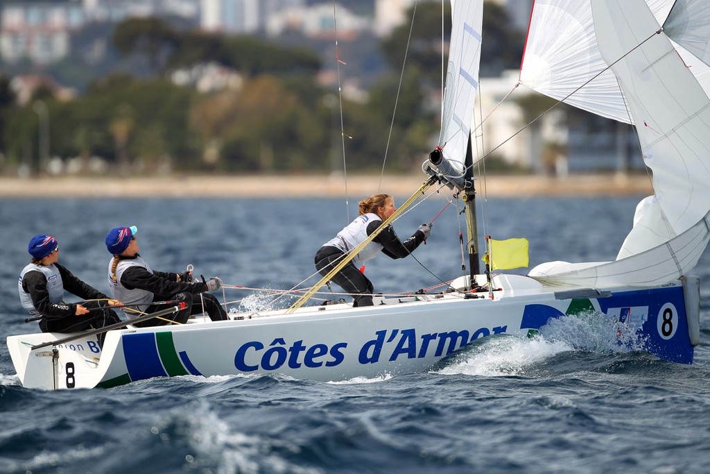 Lucy Macgregor, Annie Lush and Kate Macgregor, Elliot 6m. ©  Richard Langdon/Skandia Team GBR