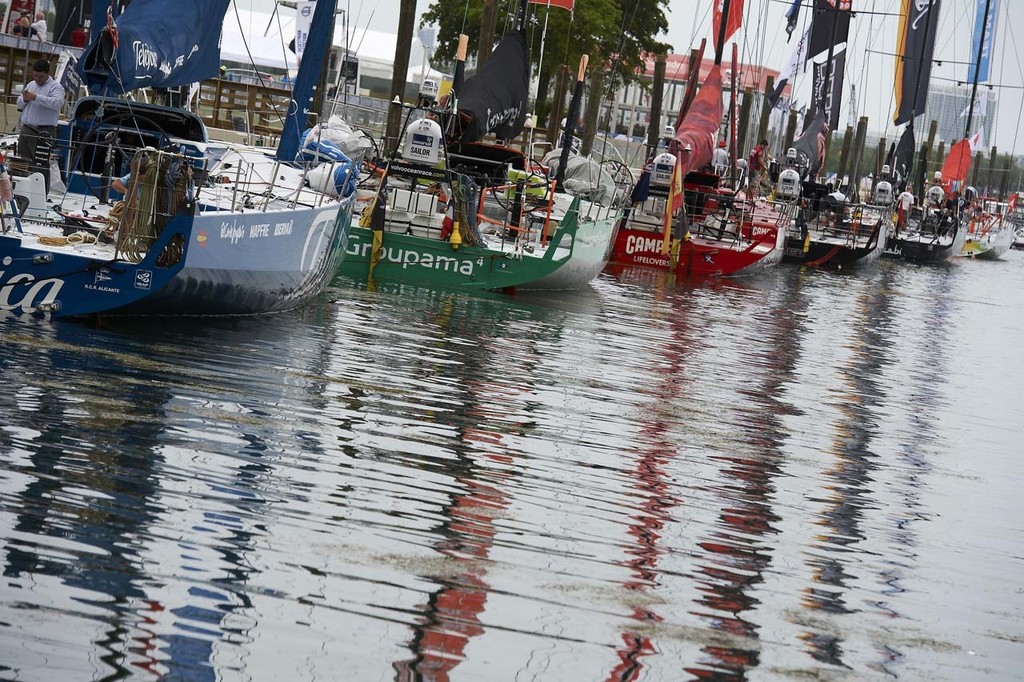 Volvo Ocean Race 2011-12 © Yvan Zedda http://www.zedda.com.