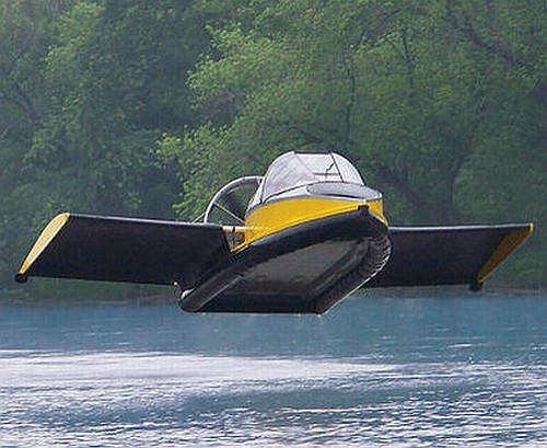 hammacher schlemmer flying hovercraft rosxl © SW