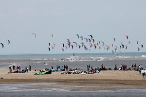 Orange Speed Crossing Kitesurf Pro Am 2012 photo copyright Mondial du Vent taken at  and featuring the  class