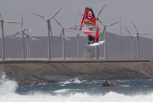 Stalled forward loop from Daida Moreno - PWA Pozo World Cup 2012 photo copyright  John Carter / PWA http://www.pwaworldtour.com taken at  and featuring the  class