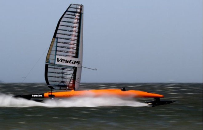 Vestas Sailrocket 2 © Vestas Sailrocket - copyright http://www.sailrocket.com