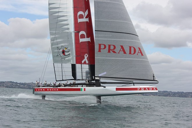 Luna Rossa foiling in the Hauraki Gulf © Luna Rossa Challenge 2013 http://www.lunarossachallenge.com/