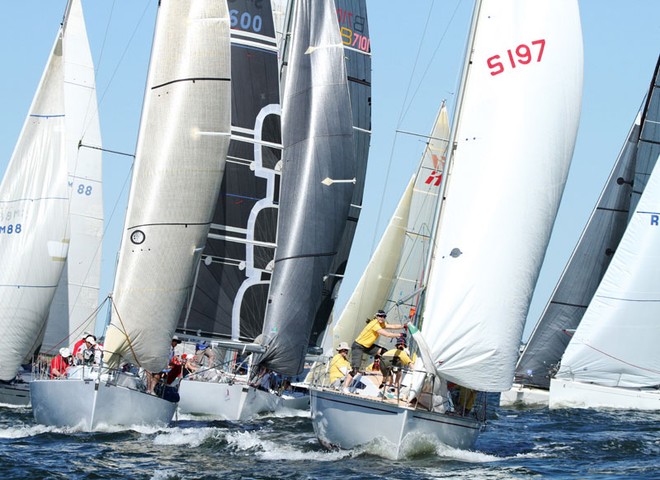 Most of the time, it is pretty busy at the top mark. - Club Marine Series ©  Alex McKinnon Photography http://www.alexmckinnonphotography.com