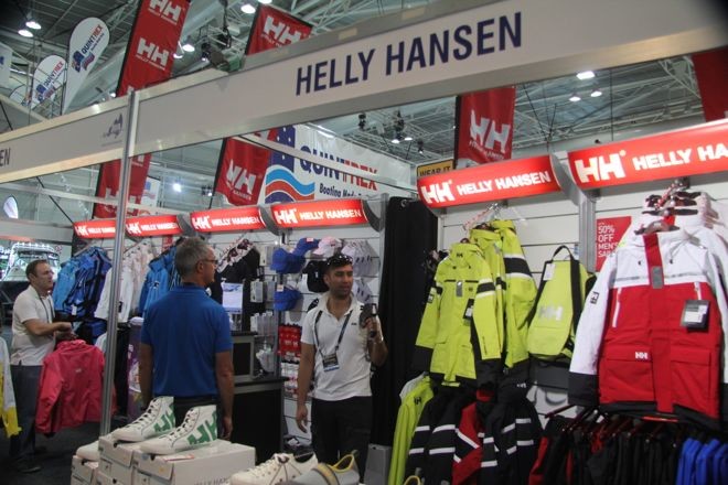 The friendly team at the stall are happy to help with any boating-wear enquiries - Sydney International Boat Show © Rosalie Taylor