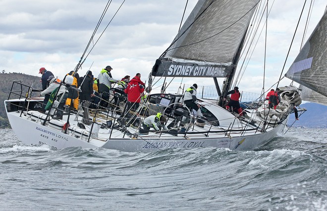 Into the new breeze - Rolex Sydney Hobart Race 2012 © Crosbie Lorimer http://www.crosbielorimer.com