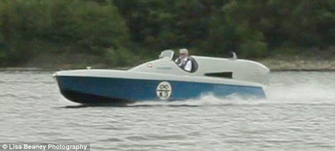 Rebuild: It has taken two decades to restore the 130mph craft - Bluebird resurrected © Lisa Beaney photography