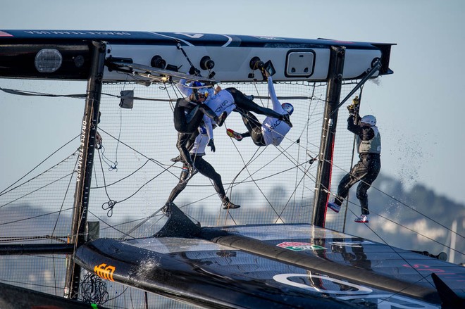 Oracle Team USA (USA) Skipper and Helmsman James Spithill flips his boat around the first turning mark  during Day 4 of the America’s Cup World Series on 06 October, 2012, in San Francisco, USA &copy; Paul Todd/Outside Images http://www.outsideimages.com