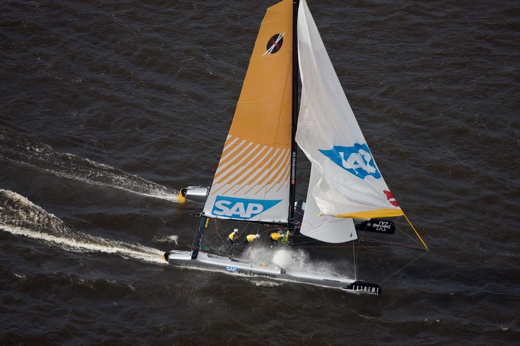 SAP Extreme Sailing Team on day 3 of Act 5, Cardiff. &copy; Lloyd Images http://lloydimagesgallery.photoshelter.com/