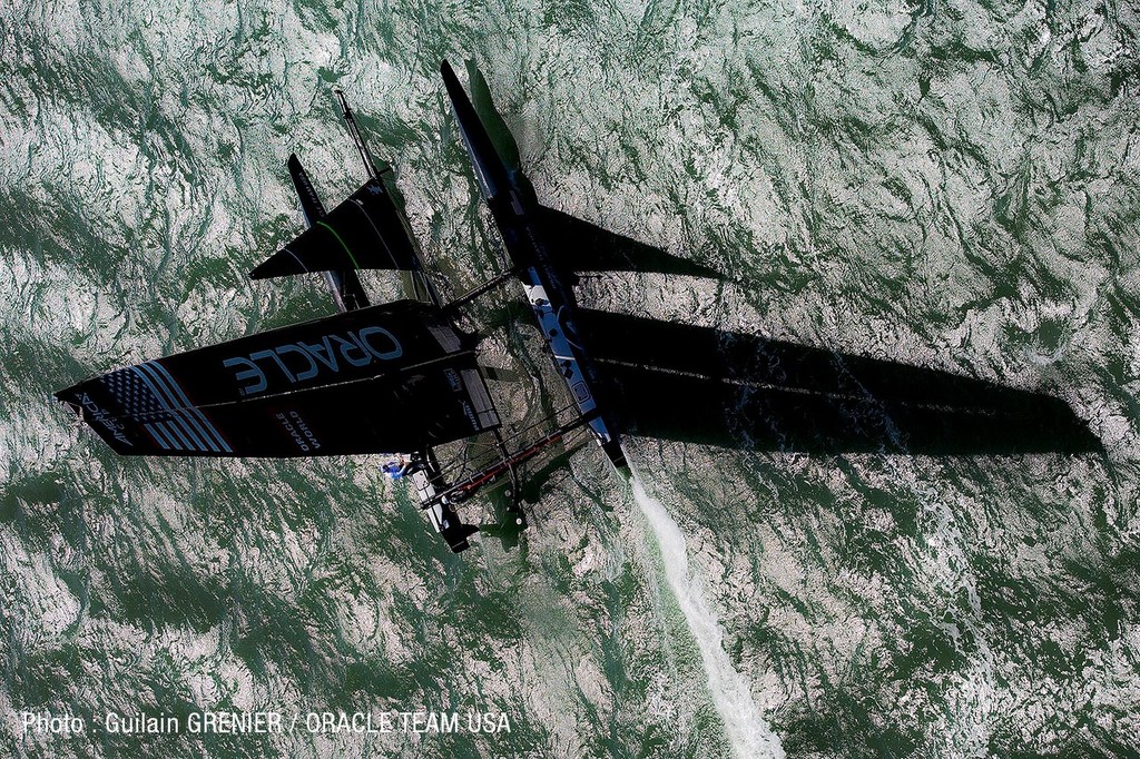 <b>Image of the Day</b> Double take © Guilain Grenier Oracle Team USA http://www.oracleteamusamedia.com/