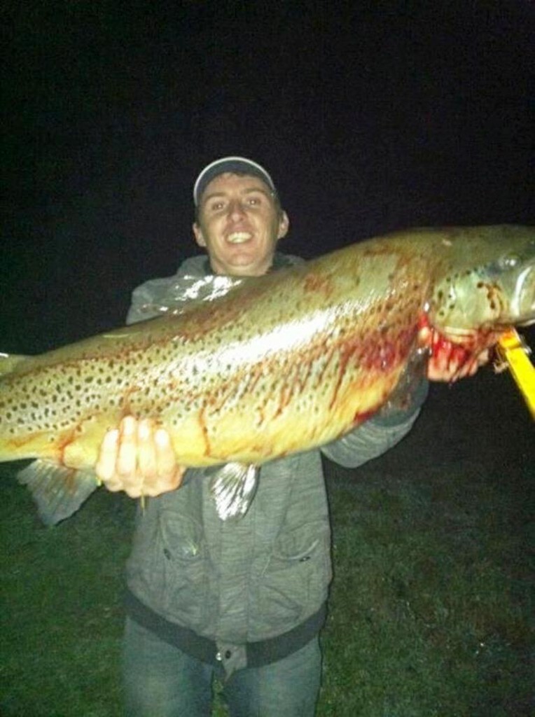 A big 30lb plus fish from Port Huon. © Carl Hyland