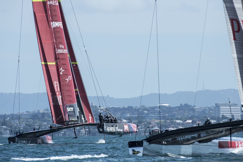 Luna Rossa and Emirates Team New Zealand in the second race between AC72s. Hauraki Gulf. Auckland. 20/11/2012 © Chris Cameron/ETNZ http://www.chriscameron.co.nz