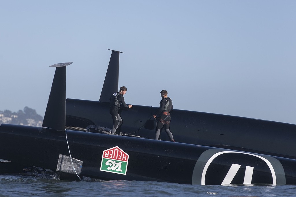 17/10/2012 - San Francisco (USA,CA) 34th America’s Cup - ORACLE Team USA AC 72 capsizes during training in San Francisco Bay and is pushed out of the bay by the tide current as the team try to salvage the platform. - Oracle Team USA capsize AC72 Oct 16, 2012 &copy; Guilain Grenier Oracle Team USA http://www.oracleteamusamedia.com/