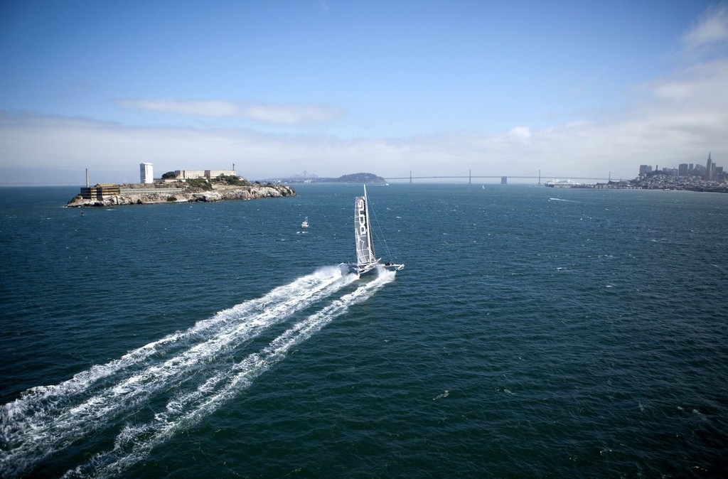 Aerial photo shoot of L’Hydroptère DCNS, Alain Thébault and his crew (Jacques Vincent, Yves Parlier, Jean Le Cam, Robert Douglas) sailing in San Francisco, California, USA. © Christophe Launay