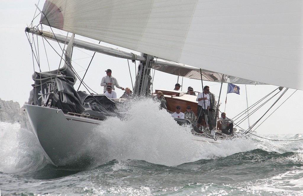 Ranger powers eastward to the finish - J Class 100 Guineas Cup © Dale Lorimer