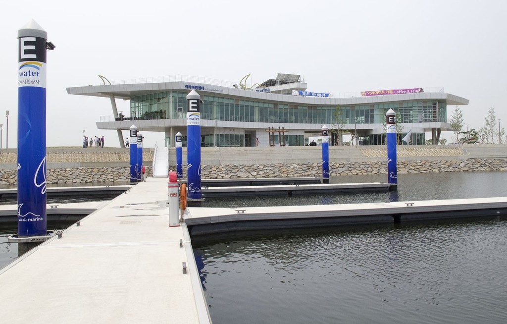 Incheon Marina, on the Ara Waterway. © Guy Nowell http://www.guynowell.com