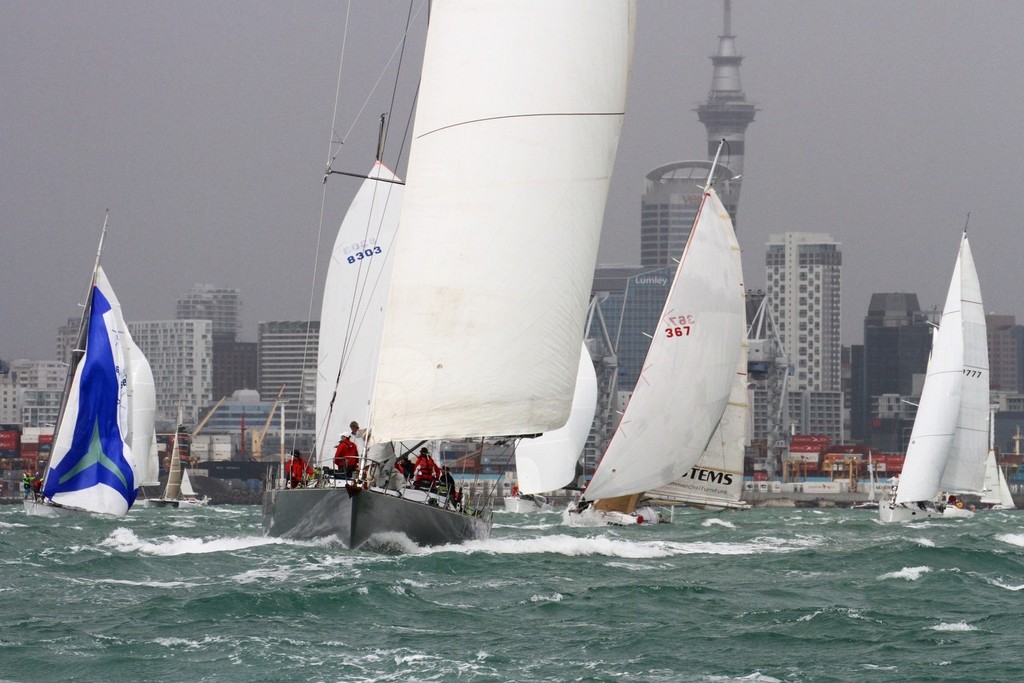 2012 Coastal Classic Start  © Richard Gladwell www.photosport.co.nz