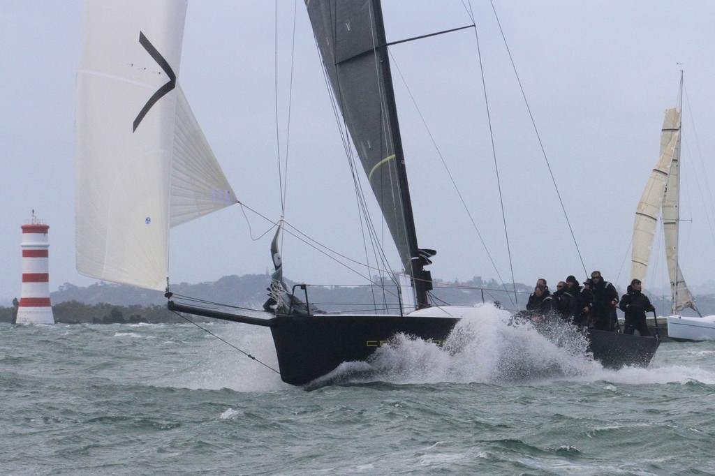 2012 Coastal Classic Start -Crusader © Richard Gladwell www.photosport.co.nz