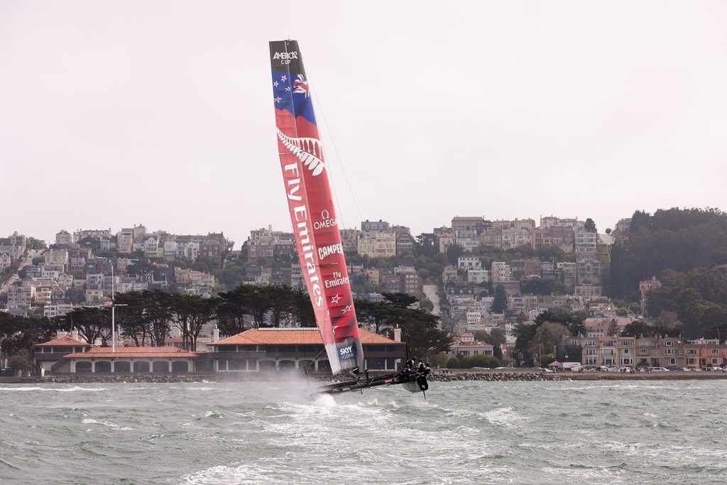 San Francisco (USA,CA), 34th America’s Cup, America’s Cup World Series  San Francisco 2012 Event One, Open Training day 5 © ACEA - Photo Gilles Martin-Raget http://photo.americascup.com/