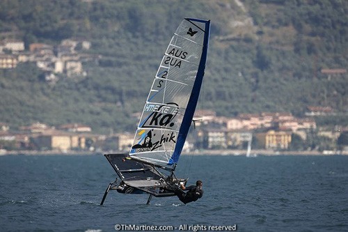 Zhik Nautica Moth Worlds day 4 - Joe Turner(AUS2) © Th Martinez.com http://www.thmartinez.com