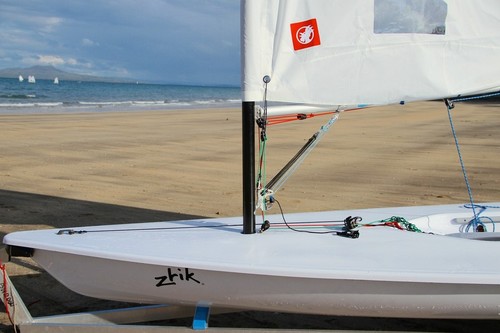 Brawl materiale film Carbon Laser mast for club and fun sailors available now
