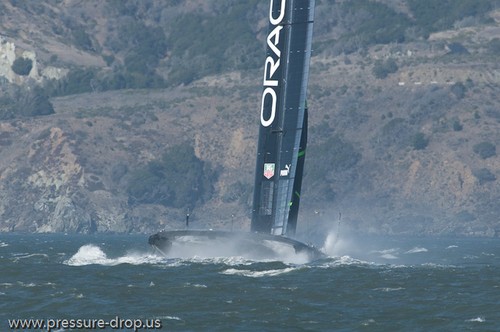 Oracle Racing UC 72 Demise - Oracle Team USA capsize AC72 Oct 16, 2012 © Erik Simonson www.pressure-drop.us http://www.pressure-drop.us