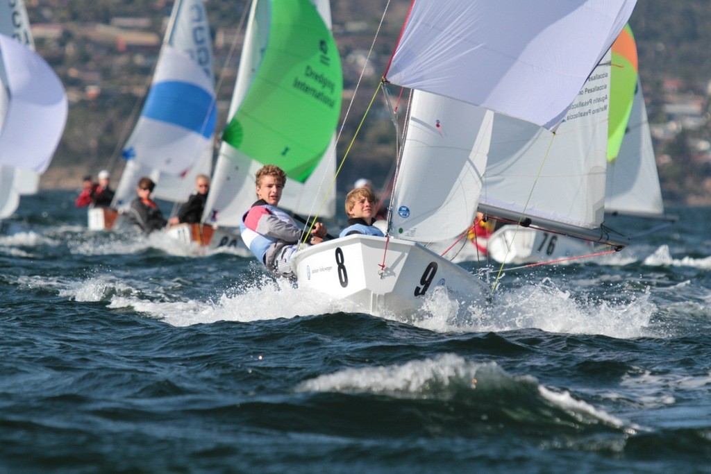 Spinnaker charge of International Cadets © Rob Cruse