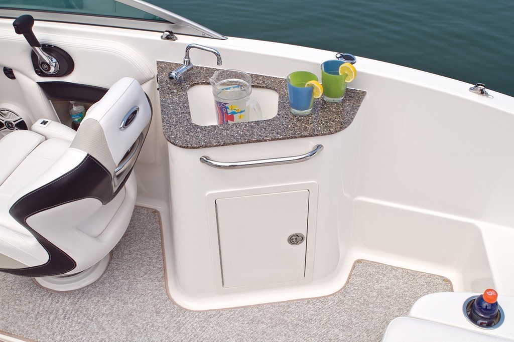 Chaparral SSi 225 wetbar © Chaparral Australia