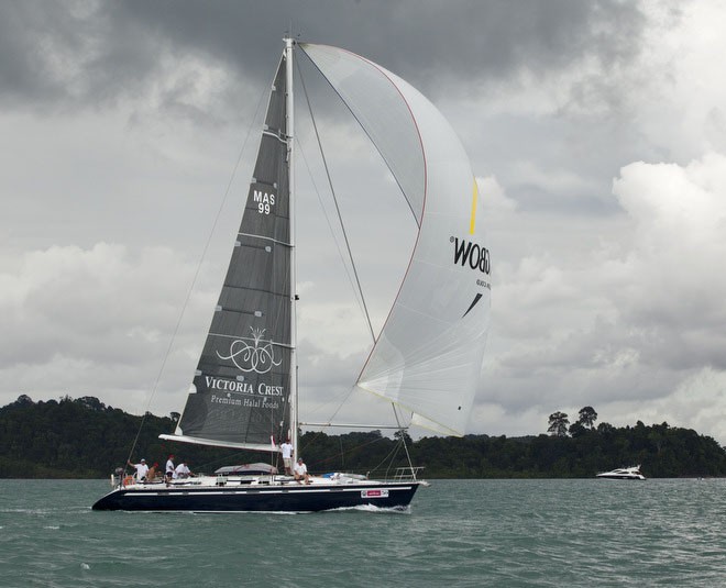 Mt Gay Rum 2013 Neptune Regatta, Nongsa to P. Sikeling © Guy Nowell http://www.guynowell.com