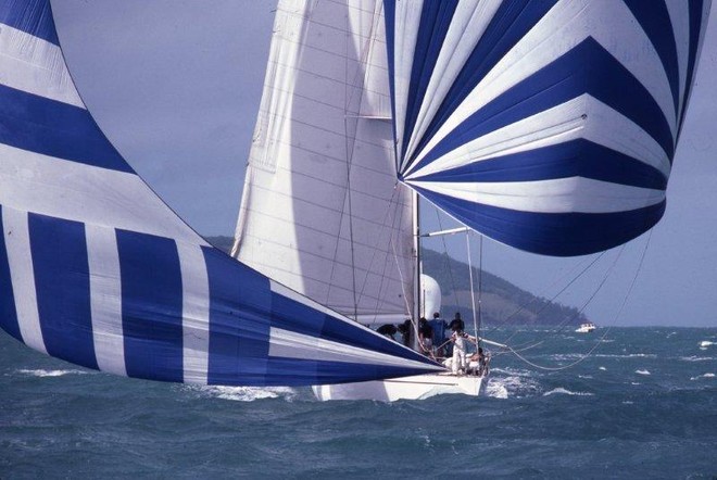 What a blooper! Syd Fischer’s maxi, Ragamuffin, harnesses a tropical trade wind off Hamilton Island using a blooper as well as a spinnaker © Sandy Peacock