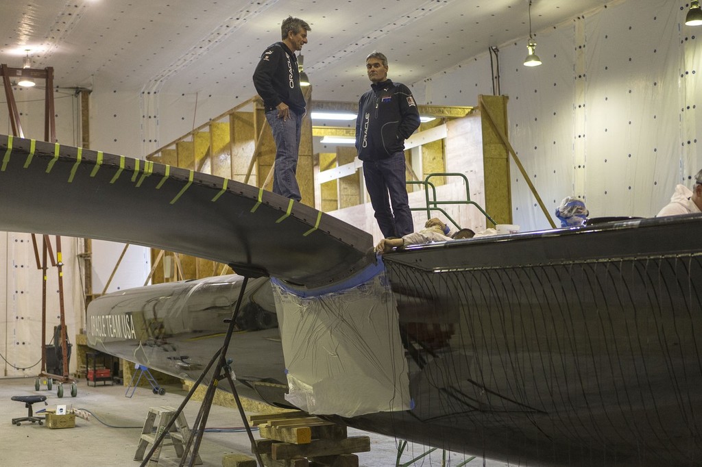 Boat 1 Repair and Boat 2 building © Guilain Grenier Oracle Team USA http://www.oracleteamusamedia.com/