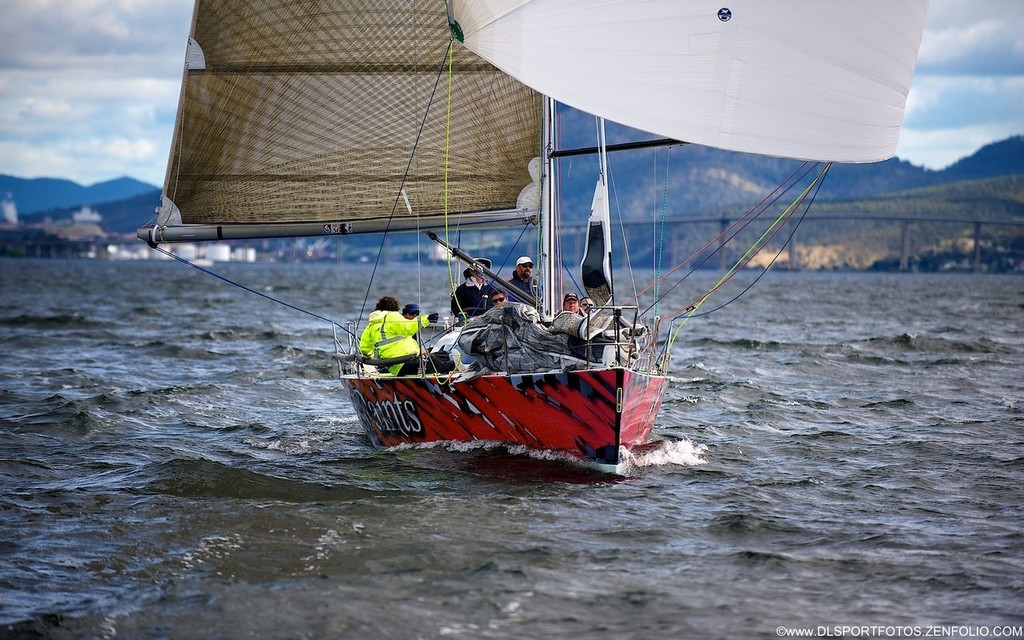 Sailing action in Tassie  © Dane Lojek