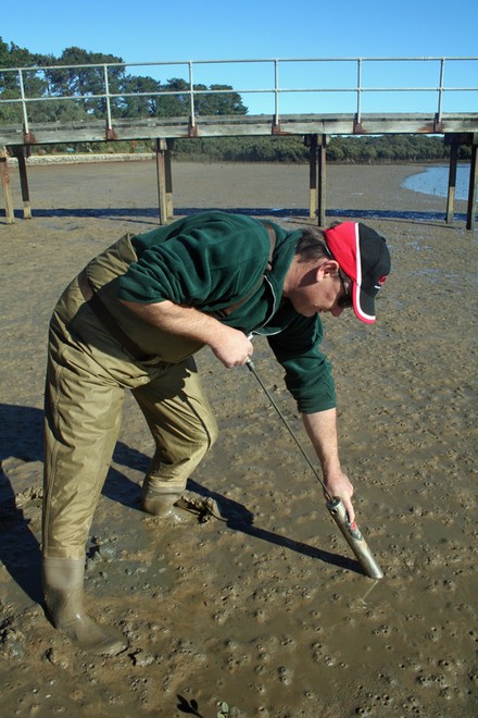 When pumping make sure you fully extend the handle while pushing into the mud. © Jarrod Day