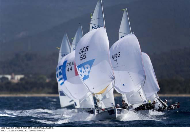 470 Men: GER 55 - WAGNER Jasper / BALDEWEIN Dustin ARG 7 - CALABRESE Lucas / DE LA FUENTE Juan - ISAF Sailing World Cup Hyeres ©  Jean-Marie Liot /DPPI/FFV