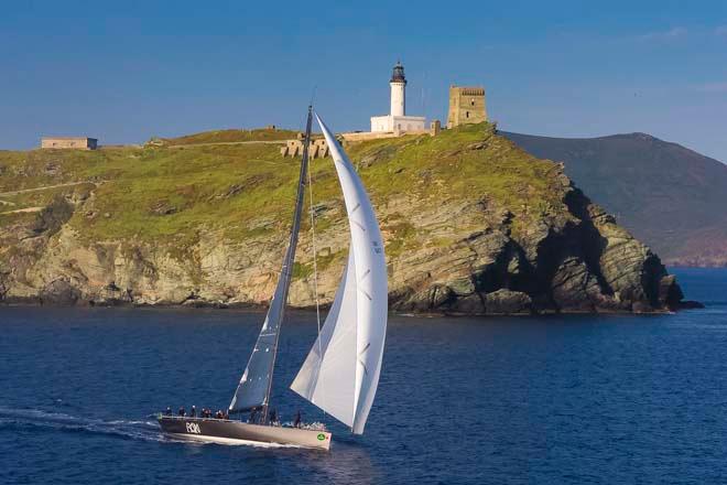 RAN 2, Sail n: GBR7236R, Owner: NIKLAS ZENNSTROM, Group 0 (IRC >18.29 mt)<br />
rounding the Giraglia Rock ©  Rolex / Carlo Borlenghi http://www.carloborlenghi.net