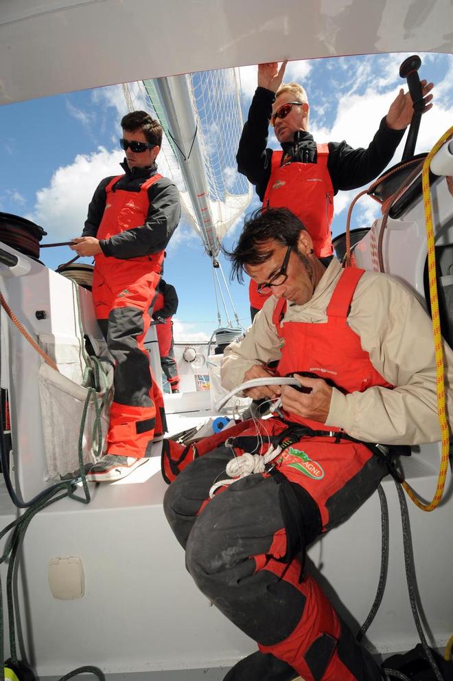 Navigation sur le Maxi80 Prince de Bretagne - 2013 Route des Princes ©  Marcel Mochet