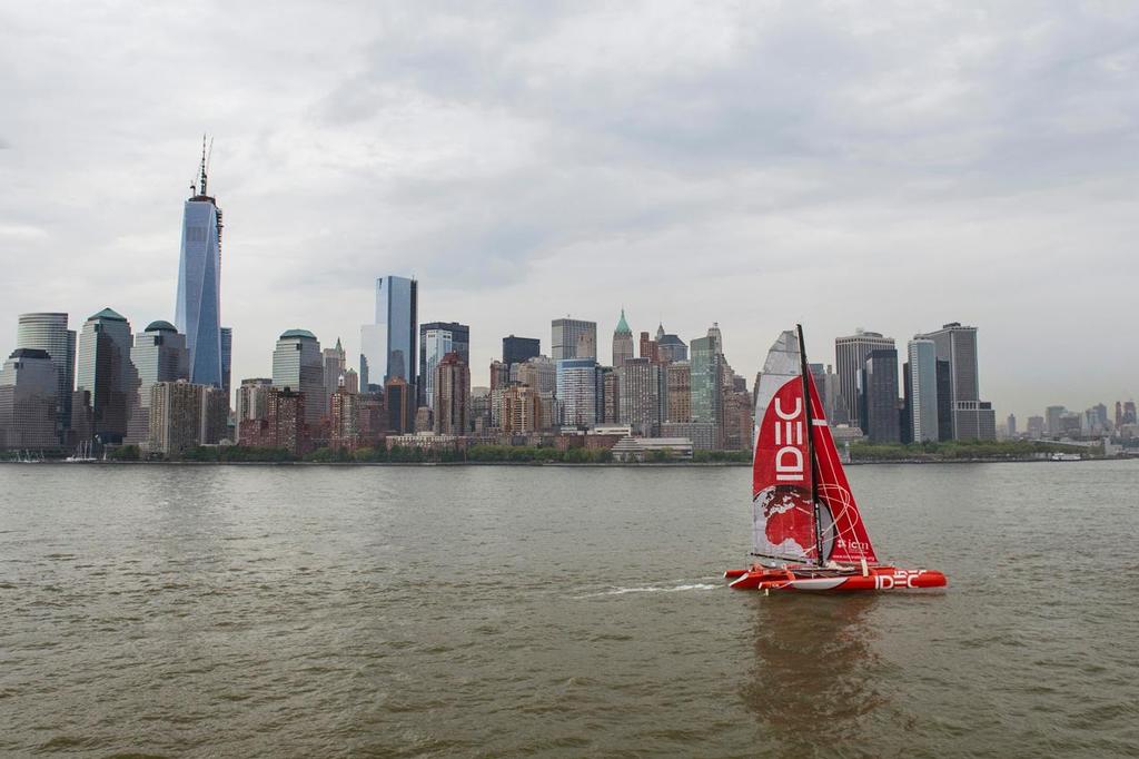 TRIMARAN IDEC / FRANCIS JOYON -  NEW YORK CITY - 14/05/2013<br />PHOTO: VINCENT CURUTCHET / DARK FRAME / DPPI / IDEC © Martina Barnetova