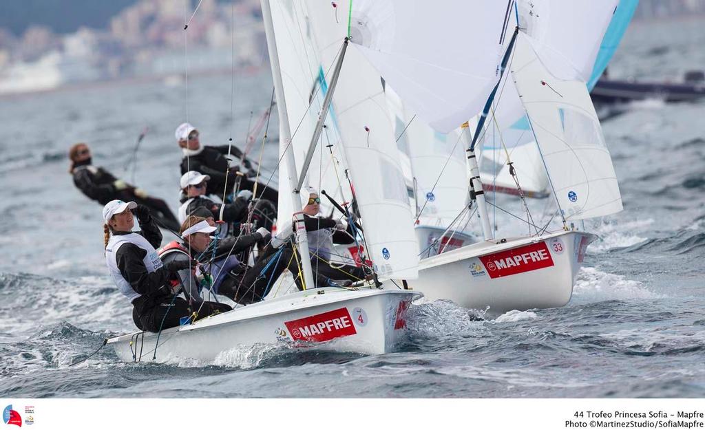 44 Trofeo Princesa Sofia,day 5 - 470 Women; POL; POL-11; 4; Agnieszka Skrzypulec; Natalia Wojcik; 470 Women; CZE; CZE-7; 33; Johana Koranova; Lenka Mrzilkova © MartinezStudio.es