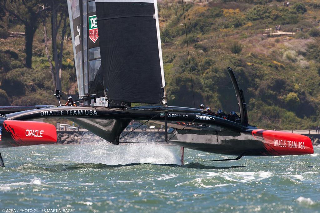 21/06/2013 - San Francisco (USA,CA) - 34th America’s Cup - Oracle and ETNZ train today on the Bay © ACEA/ Bob Grieser http://photo.americascup.com/