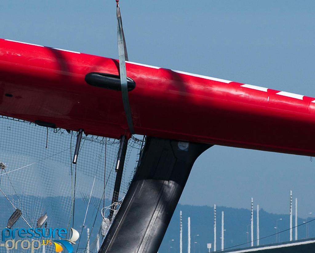 Starboard hull ay mainbeam joint - Artemis Racing May 11, 2013 © Erik Simonson/ pressure-drop.us http://www.pressure-drop.us