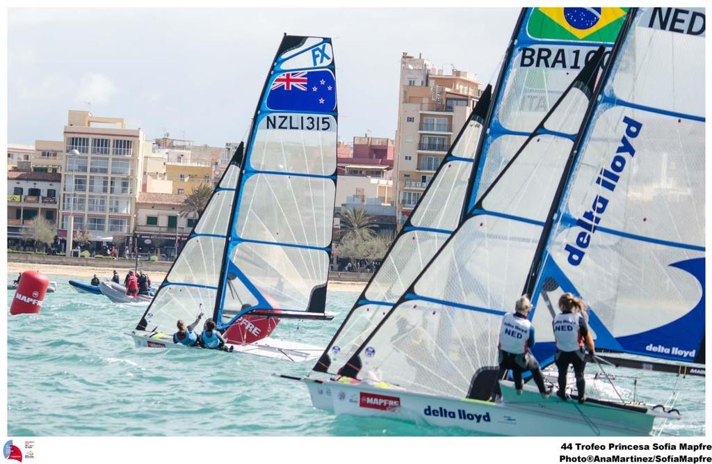 44 Trofeo Princesa Sofia Mapfre,Medal Race, day 6 - 49er: FX; NZL; NZL-1315; 1; Alexandra Maloney; Molly Meech photo copyright  Ana Martinez / Sofia Mapfre http://www.trofeoprincesasofia.org/ taken at  and featuring the  class