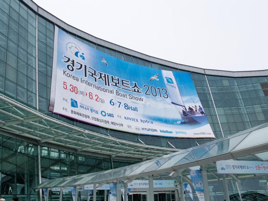 Korea International Boat Show 2013 © Guy Nowell http://www.guynowell.com