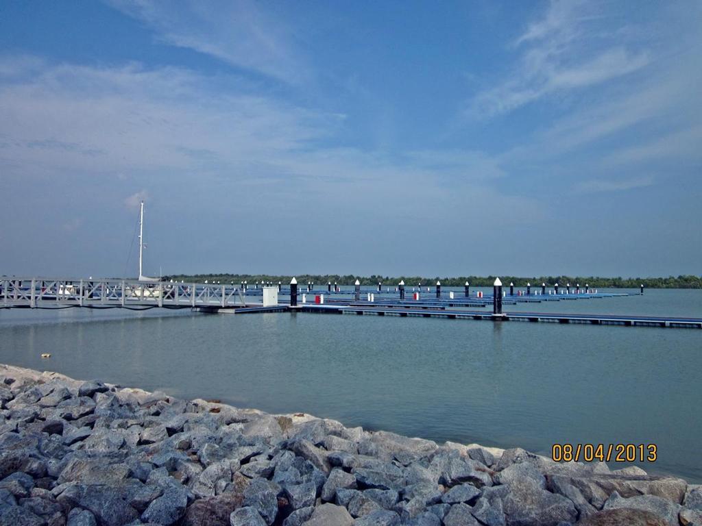 Pulau Indah Marina - just waiting for the Raja Muda fleet © Royal Selangor Yacht Club http://www.rmsir.com