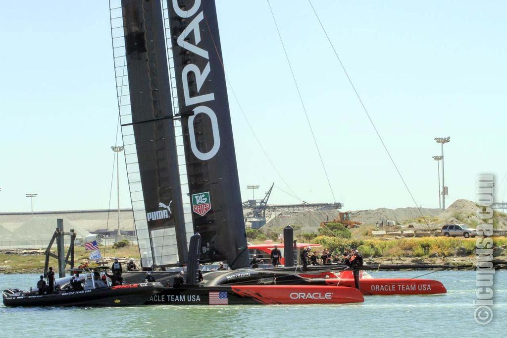 Oracle Team USA launches final AC72 in San Francisco © icupusa.com