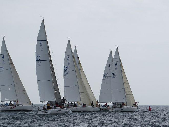 J 105, Good start after 2 general recalls © John Crawley