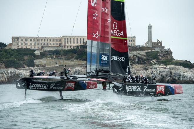 Emirates Team New Zealand NZL5 with Glenn Ashby driving sail their Round Robin 4, Artemis race alone again. Louis Vuitton Cup. San Francisco.  © Chris Cameron/ETNZ http://www.chriscameron.co.nz